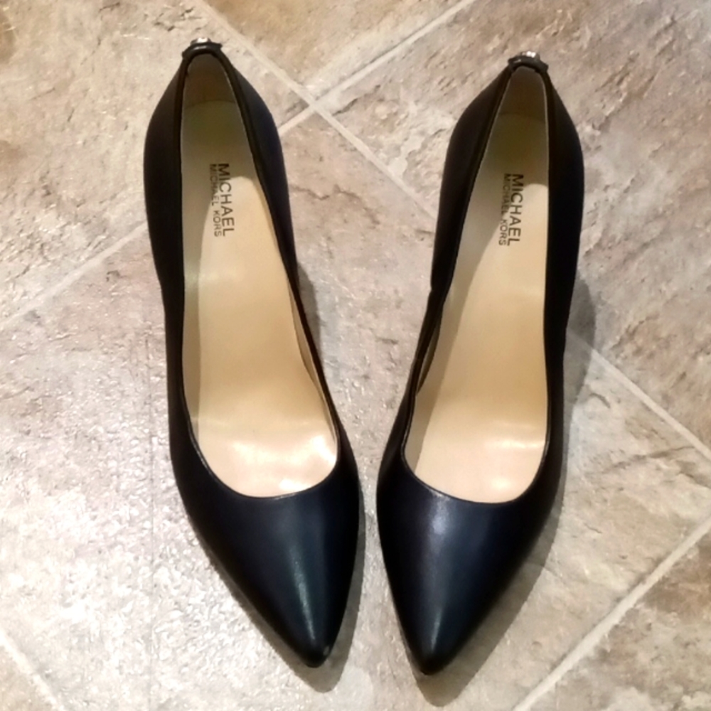 Michael Kors Heels - Picture 1 of 5